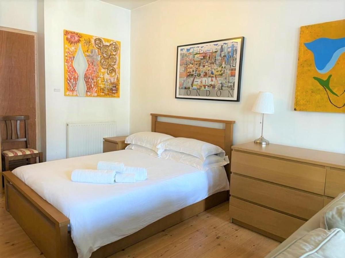Studio Flat Without Kitchen At Kentish Town ลอนดอน ภายนอก รูปภาพ
